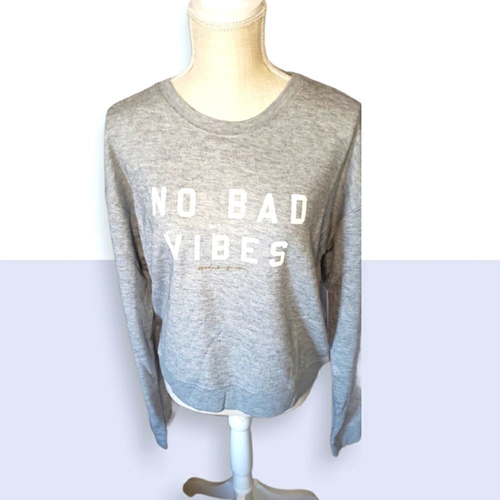 SPIRITUAL GANGSTER Cropped Lightweight Graphic Sweatshirt